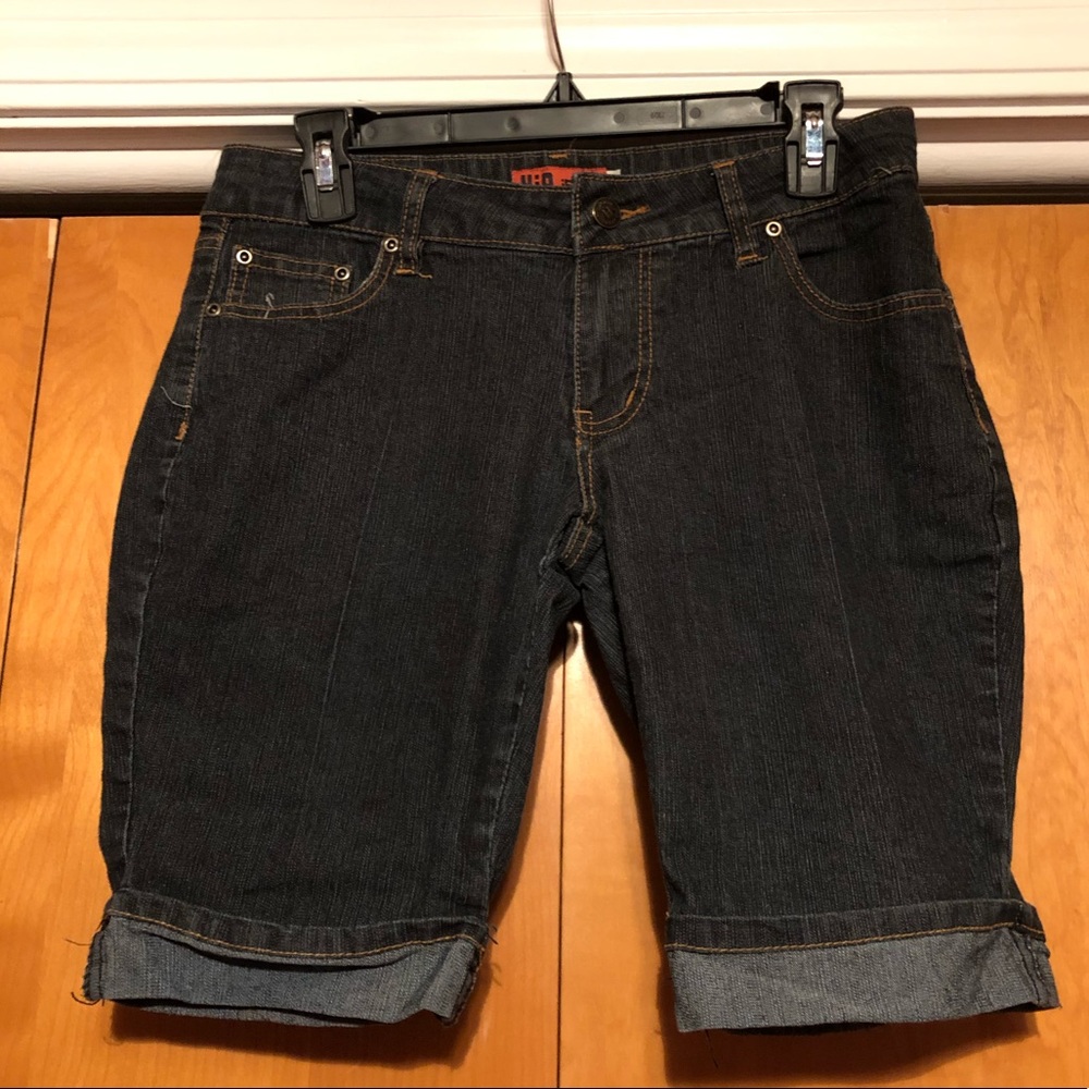 Hip Jean Shorts